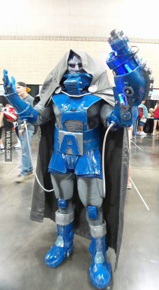 Fanboy Expo Costume Contest Winner! - 9GAG