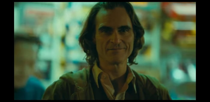 Am I the only one who thinks Joaquin Phoenix looks like Phil Dunphy of ...