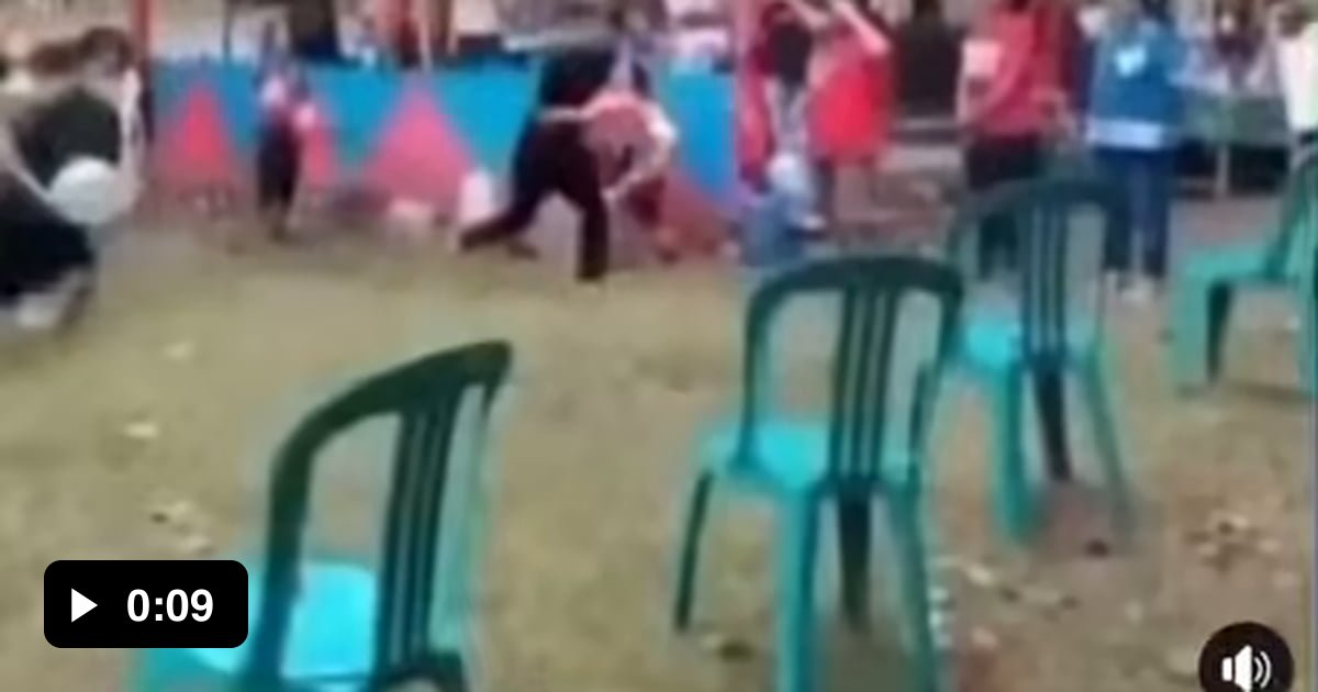 They ran out of chairs - 9GAG