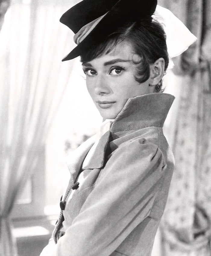 AUDREY HEPBURN in publicity photos for WAR AND PEACE (1955) - 9GAG