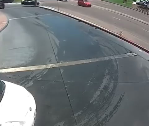 How not to exit the carwash