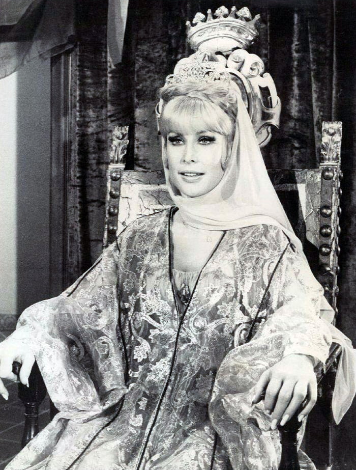 Barbara Eden (1960s) - 9GAG