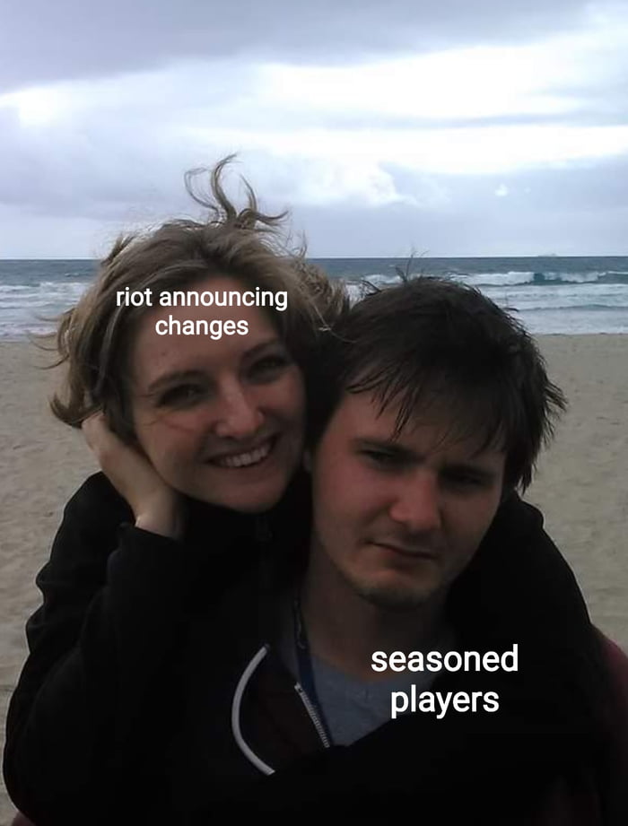 Mo seasons mo problems - 9GAG