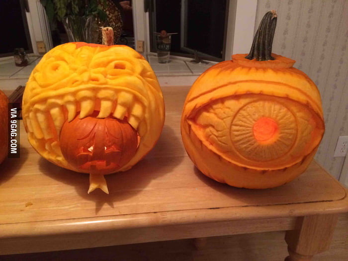 Family pumpkin carving got a little competitive - 9GAG