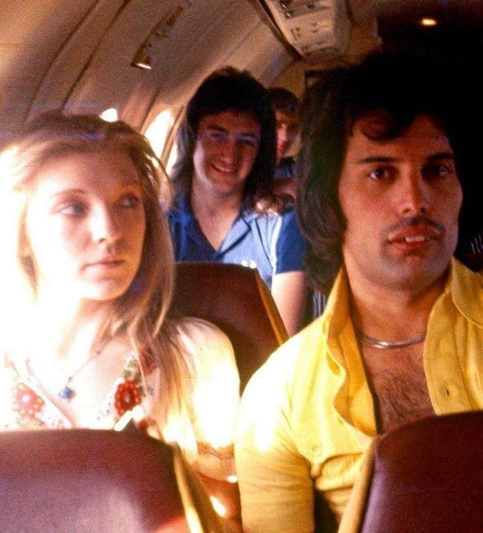 Mary Austin, John Deacon and Freddie Mercury in the 1970s - 9GAG