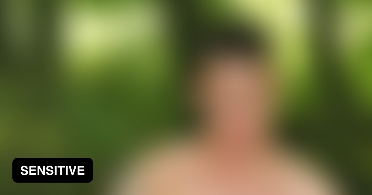 Alex Stevens, what a hunk 9GAG