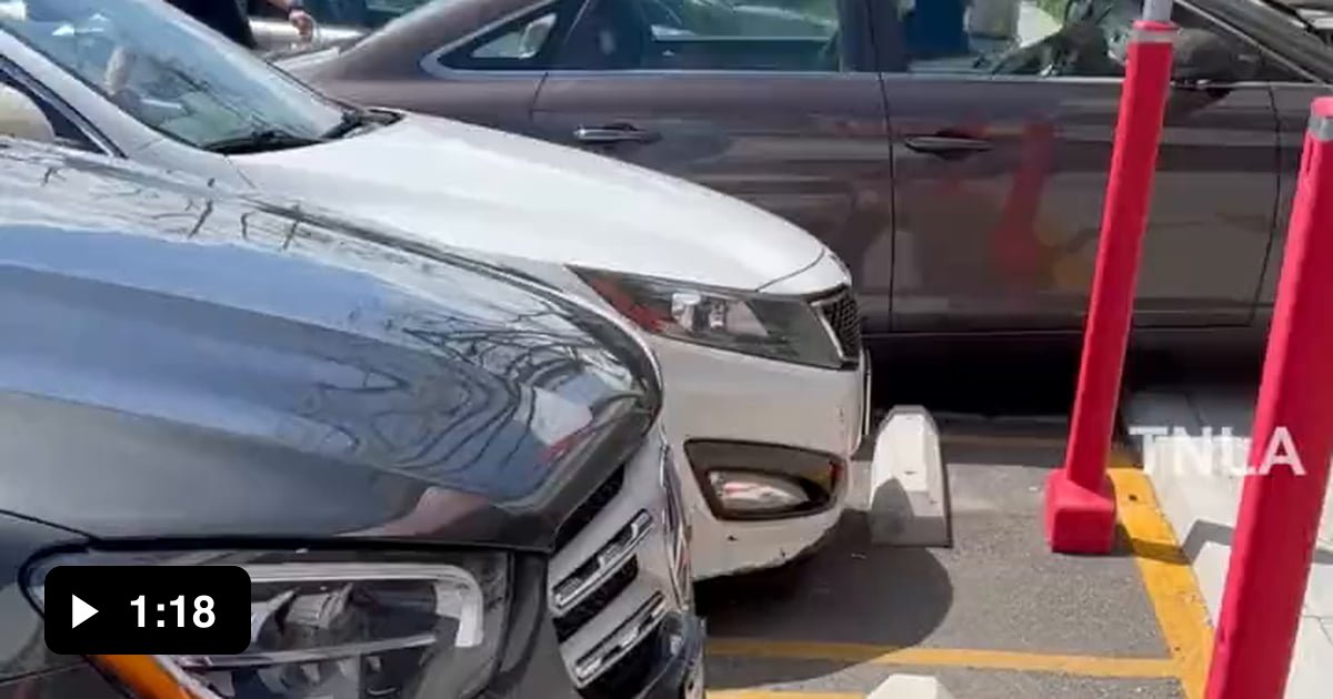 Agoura hills CA carjacking police arrested suspect but couldn't get her identity. 9GAG