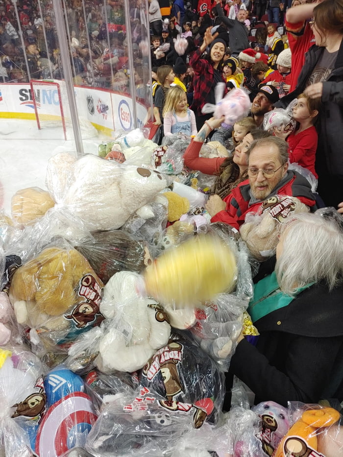 Calgary Hitmen Teddy Bear Toss! This is about a minute after the big