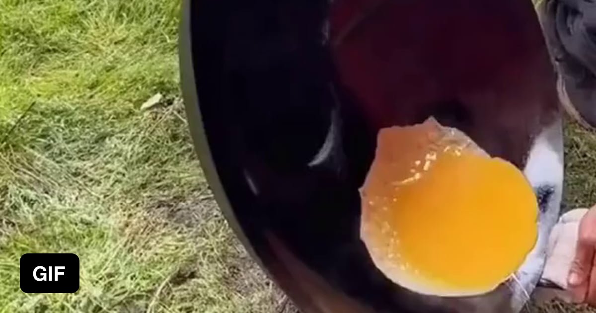 Oddlysatisfying Eggs In A Wok 9GAG