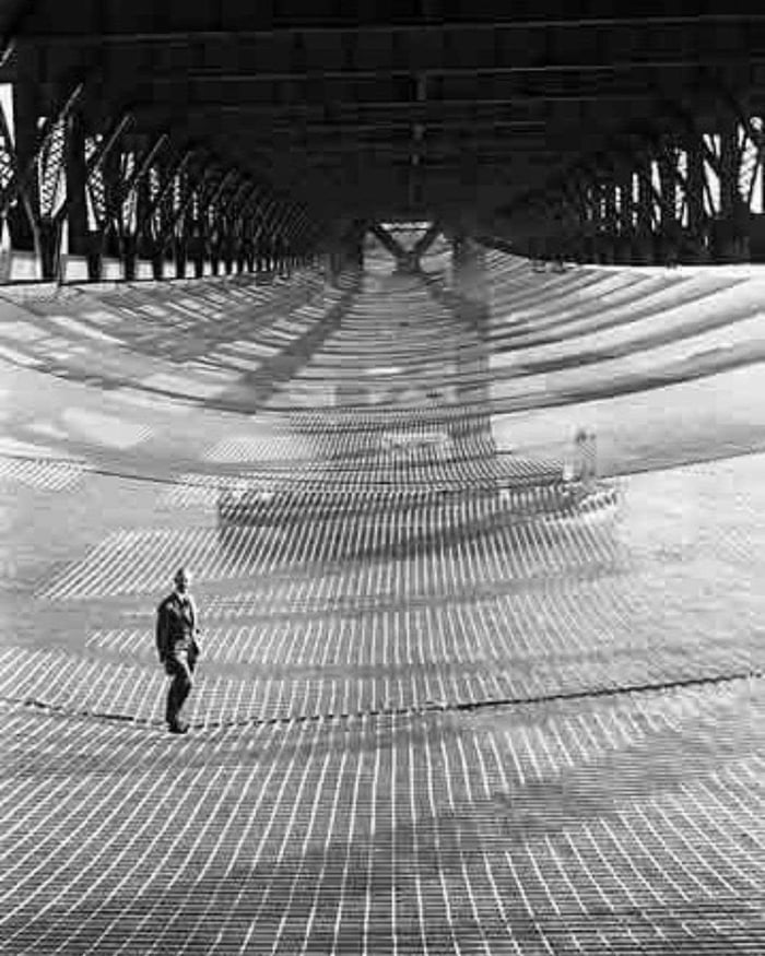 Golden Gate Bridge construction safety net- Ended up saving the lives of 19  workers. (1936) - 9GAG