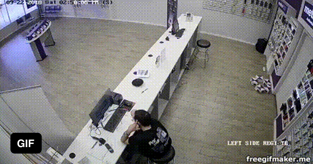 Cheeseburger to a gun fight 9GAG