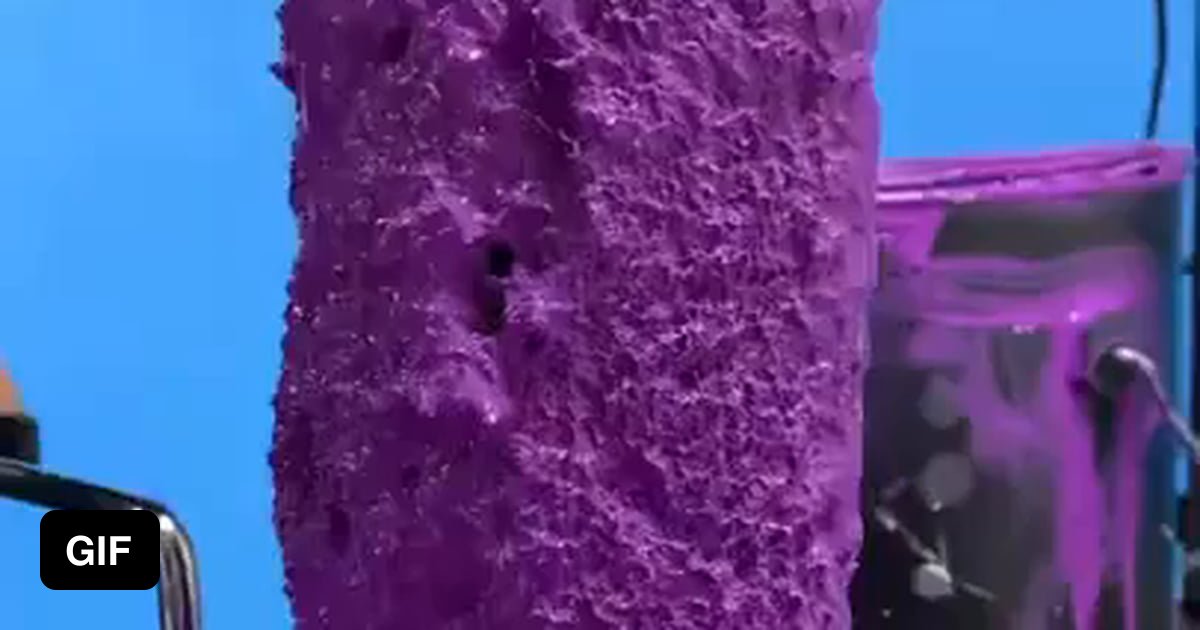 Oddly satisfying paint removal from roller - 9GAG