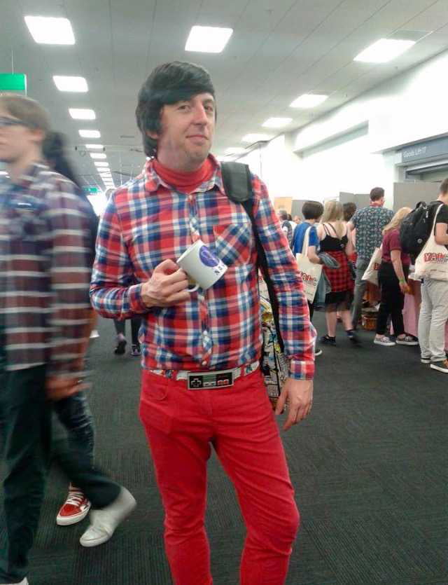 Wolowitz Cosplay 9GAG