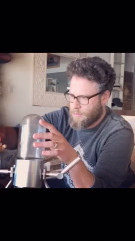 Seth Rogan Is A Scientist When It Comes To Weed 9gag