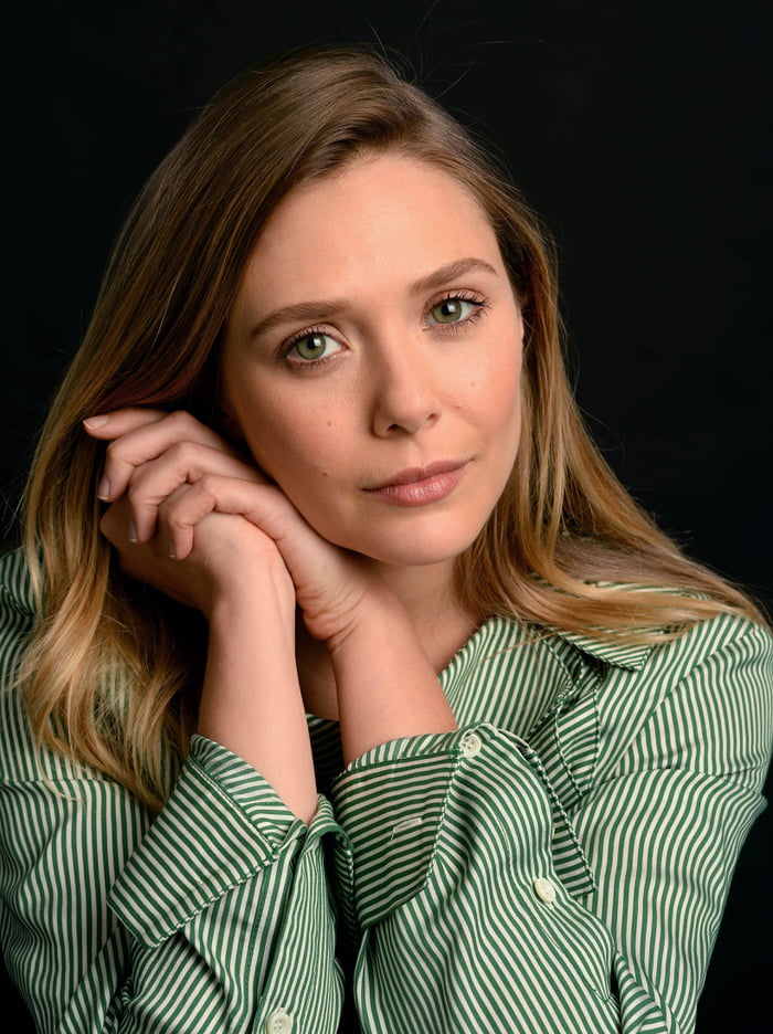 Elizabeth Olsen - 9GAG