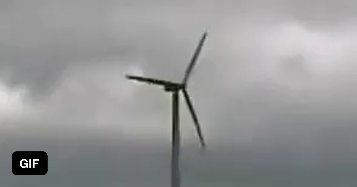 Wind turbine spinning out of control, Denmark 2008 9GAG