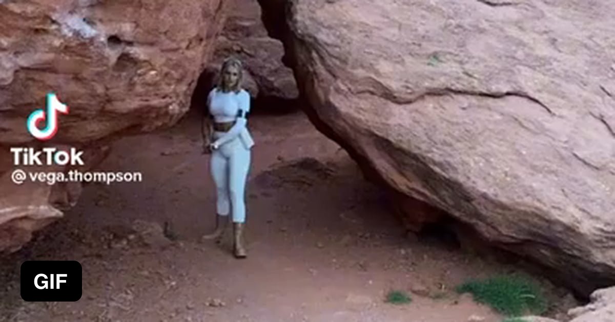 Vega Thompson as Princess Leia 9GAG