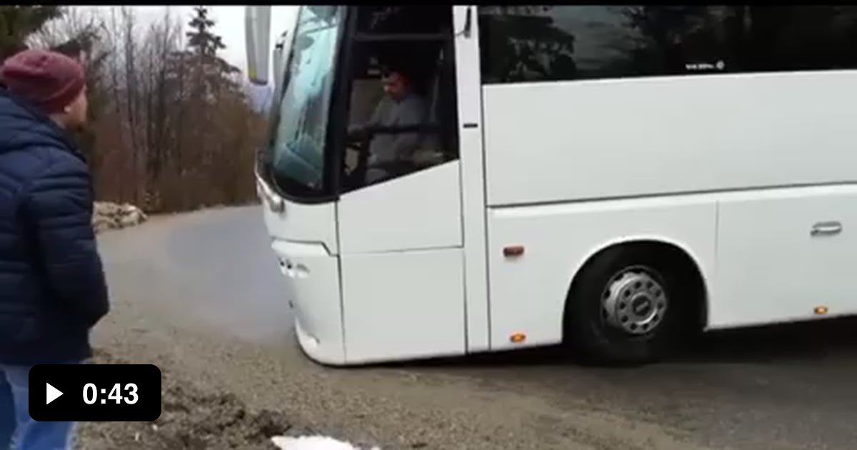 Bus Driver Epic Fail - 9GAG
