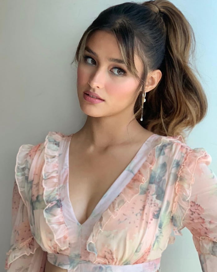 Liza Soberano Is A Beauty 9gag 9935