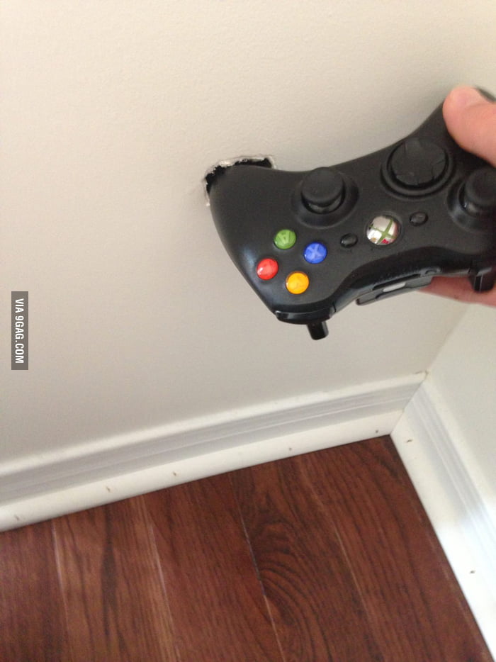 Controller In Wall Rage Gamer Rage - 9GAG