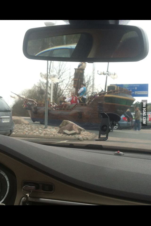 A normal day in traffic... Wait what? - 9GAG