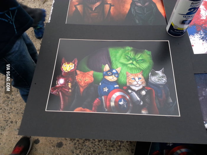 An artist was painting these outside NYCC - 9GAG