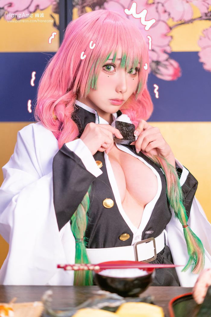 Mitsuri Kanroji cosplay by HaneAme - Cosplay.