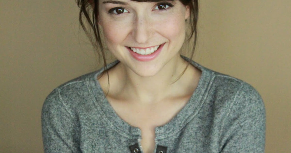 Milana Vayntrub (aka the girl in the AT&T commercials) - 9GAG