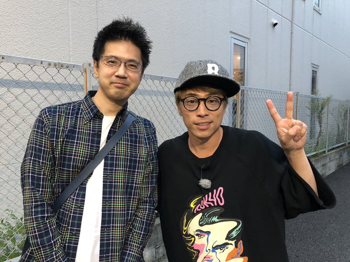 Atsushi Tamura (Comedian/VA) took a picture with Murata sensei - 9GAG