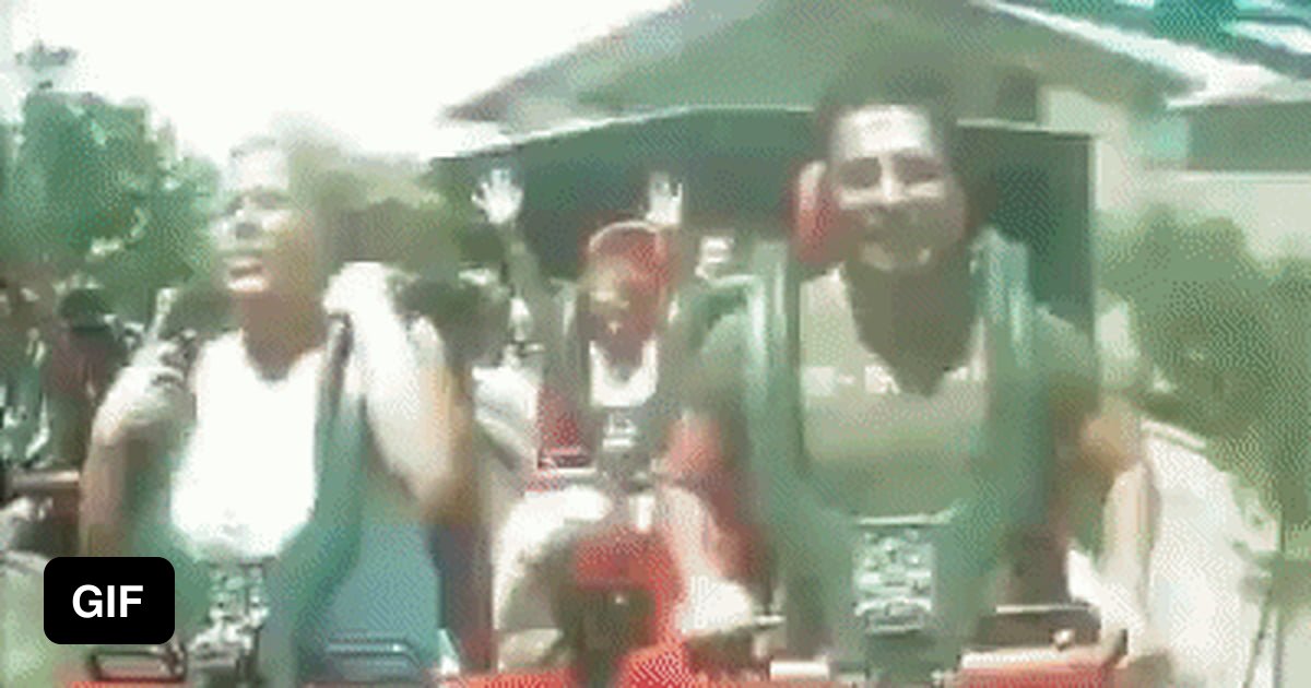 Roller coaster tits, Boobs pop up in roller coaster