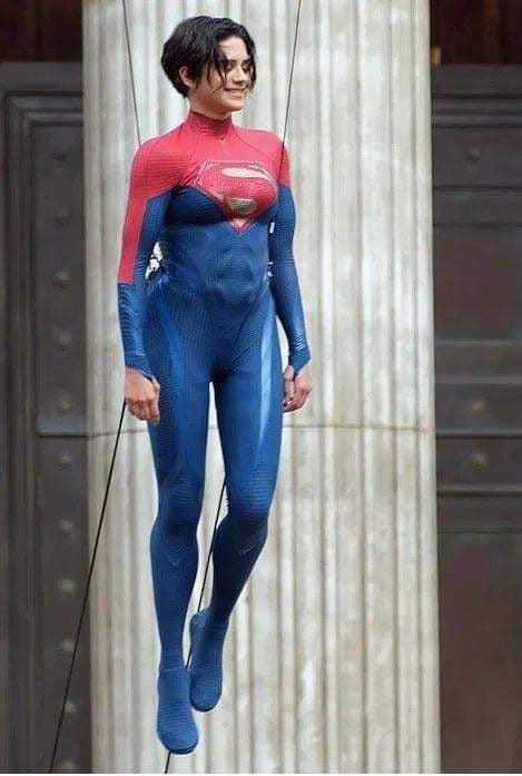 Sasha Calle As Supergirl The Flash 2022 9gag