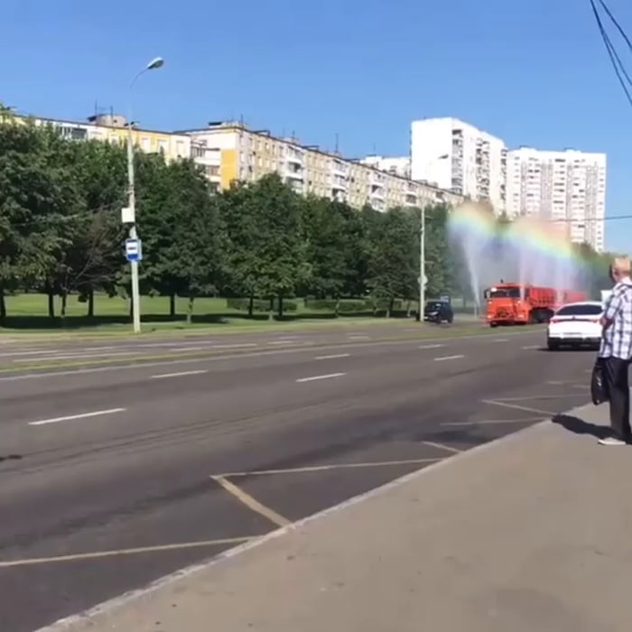 Transportable rainbow. Moscow
