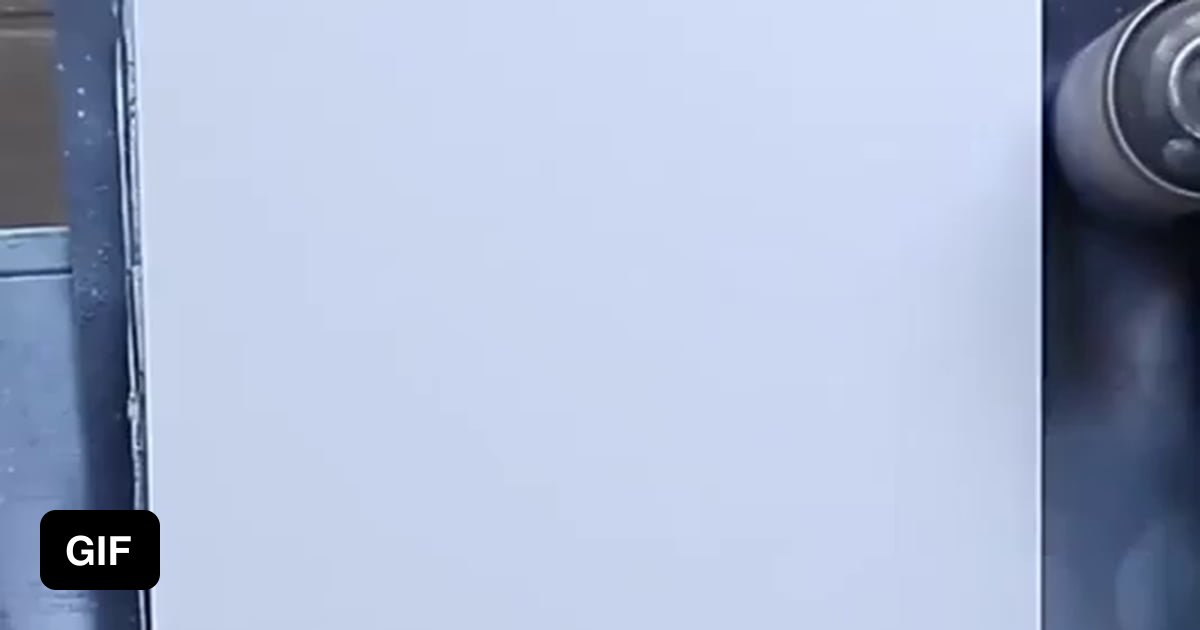 Magic spray paint art 9GAG