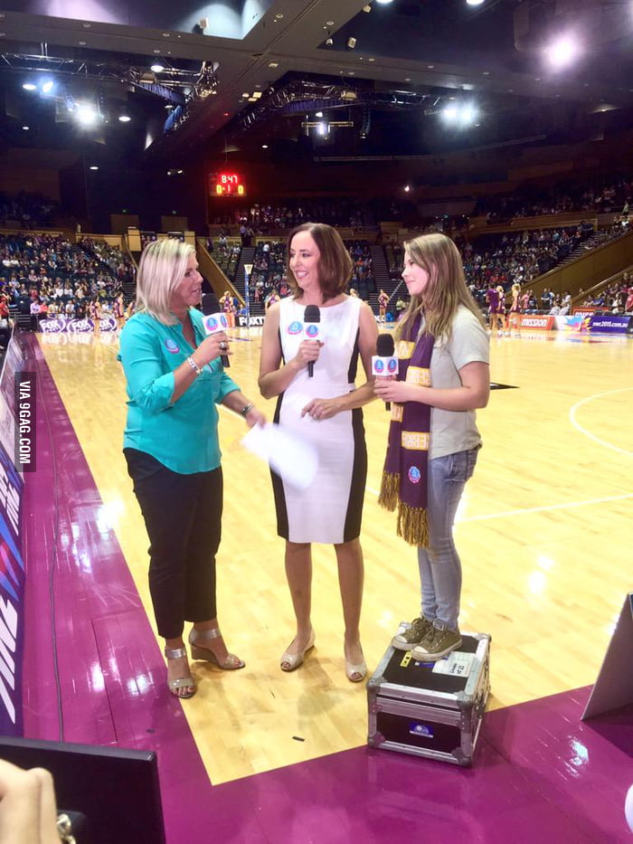 just-a-short-interview-at-the-basketball-game-9gag