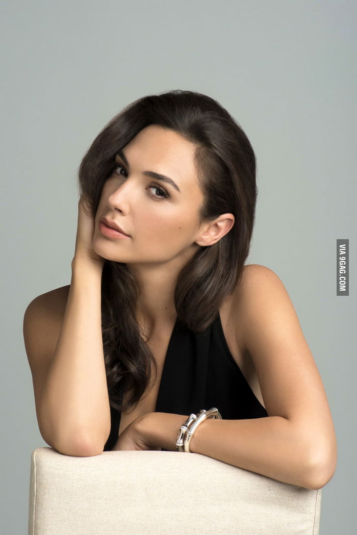 Gal Gadot - 9GAG