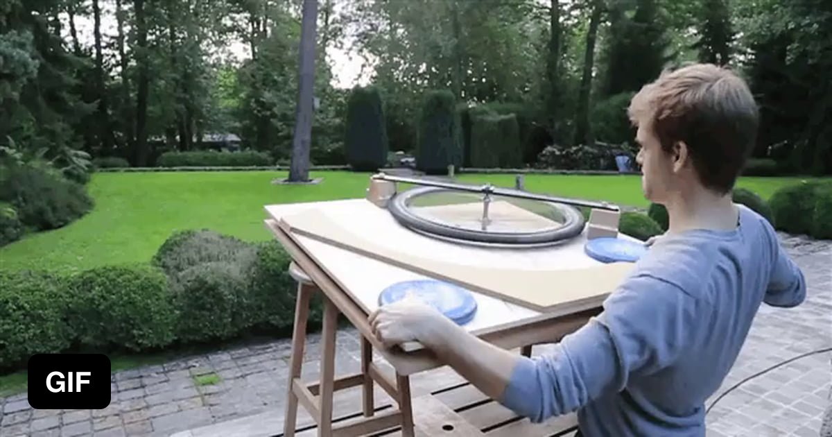 Homemade Frisbee Launcher 9GAG