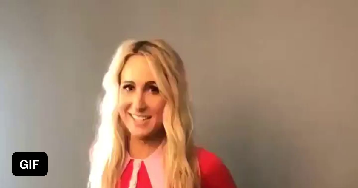 Nikki Glaser Getting Her Nipples Hard For A Photoshoot 9gag