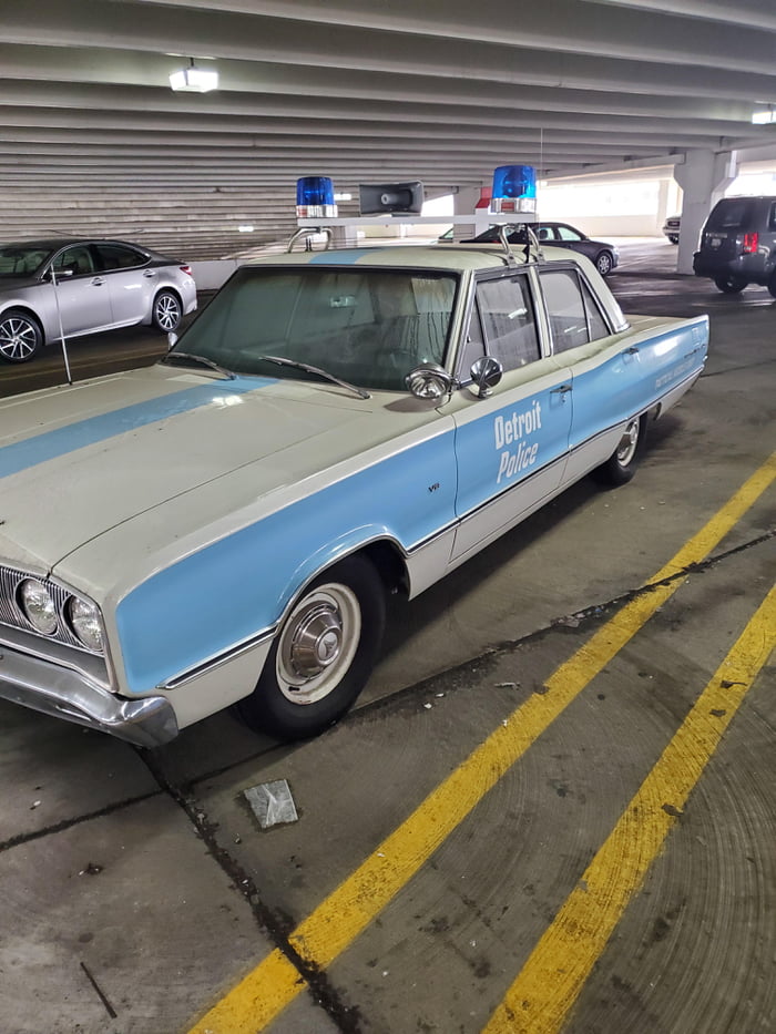 Detroit Police Car (1970’s) 9GAG