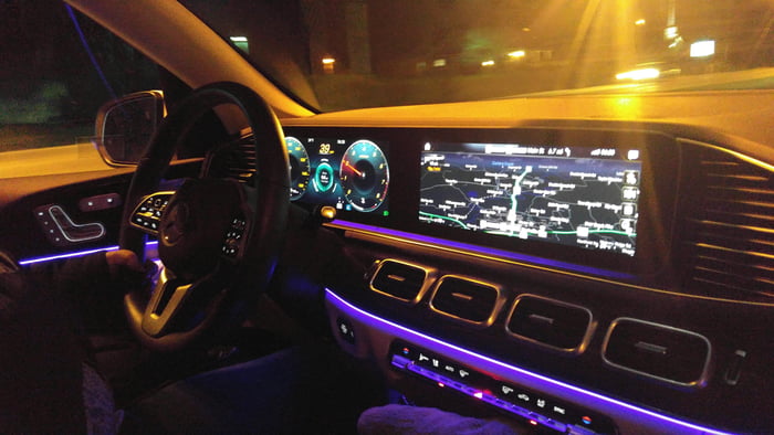 The Dashboard Of A Mercedes Benz Gle 350 9gag