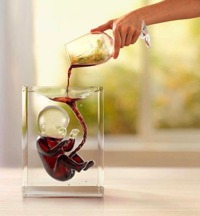 Fetus wine decanter 9GAG