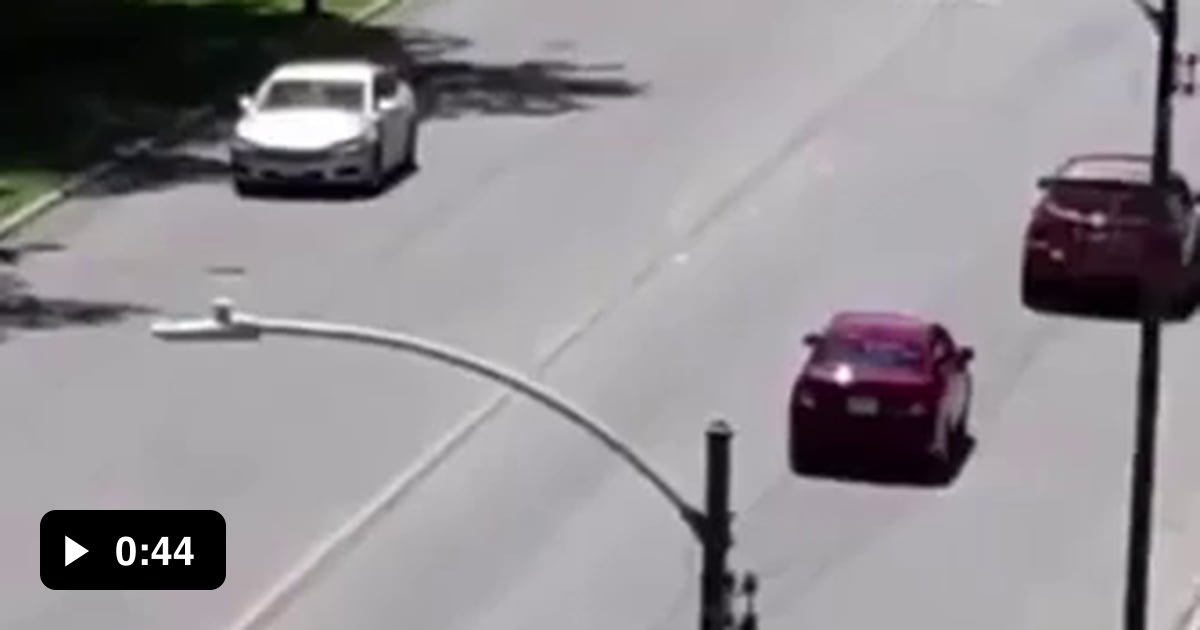 A man throws rocks at cars, regrets it immediately 9GAG