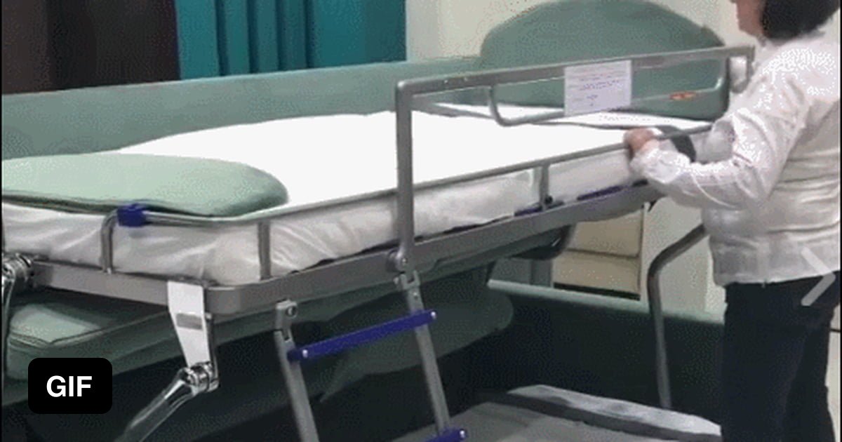 Sofa King Awesome 9GAG