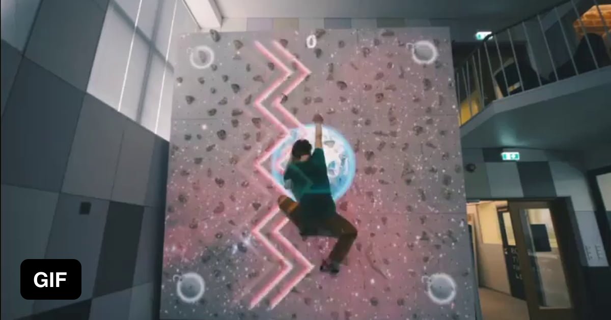 Augmented climbing wall - 9GAG