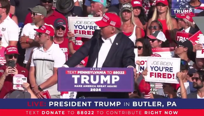 Trump turning his head after he hears somebody from secret service to ...