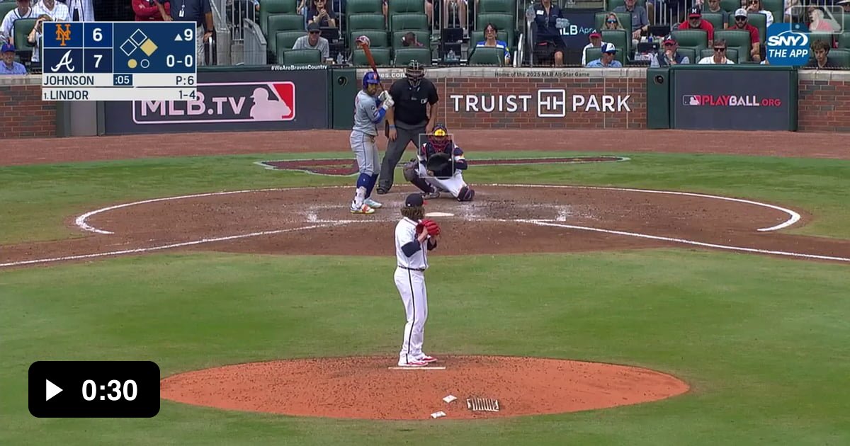 You Missed It?! Tork'S Crazy 9Th Inning Homerun In Chicago! - 8np63bp