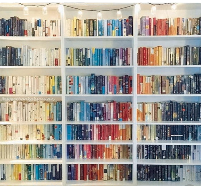 Another way to arrange your books. 9GAG