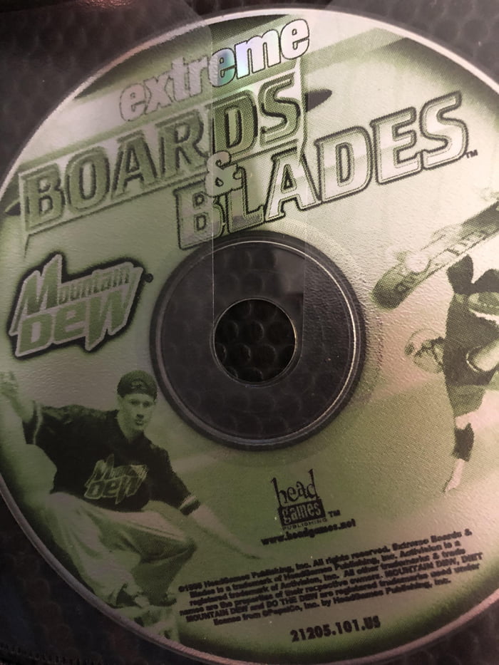 These ads on video games are so bad, they even put it on the discs 9GAG