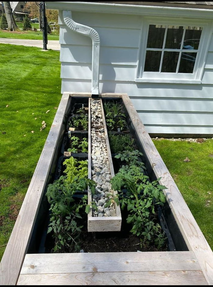 the-easiest-way-to-water-your-garden-9gag