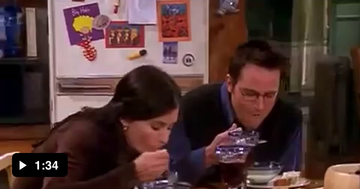 Ross playing the bagpipes Friends 9GAG