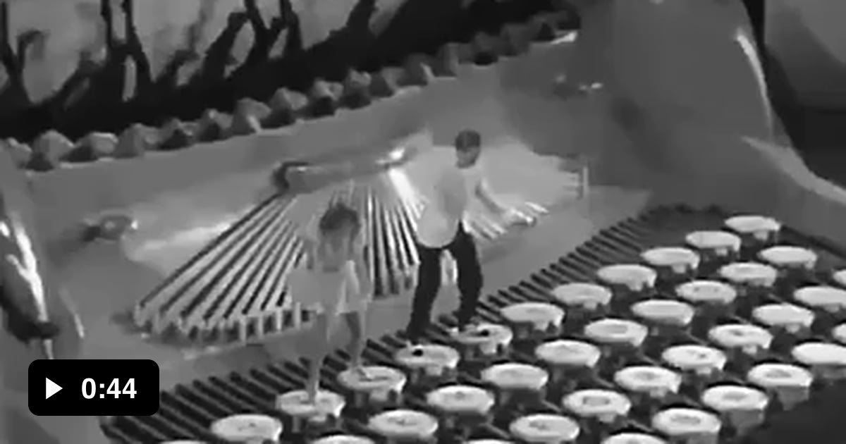 1937 Ruby Keeler and Lee Dixon tap dance on a giant typewriter. 9GAG